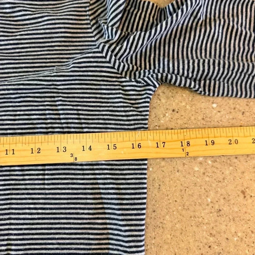 Lands' End Striped Long Sleeve Turtleneck Top Women's Size Medium Petit - Picture 3 of 7